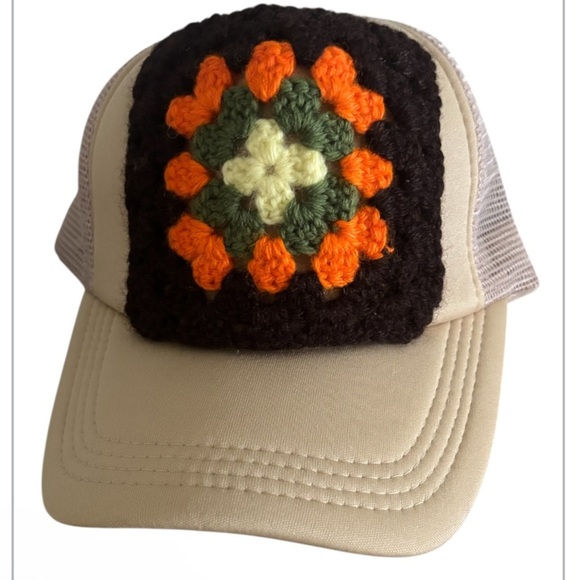Granny Square Trucker Hat NWT - Picture 1 of 5